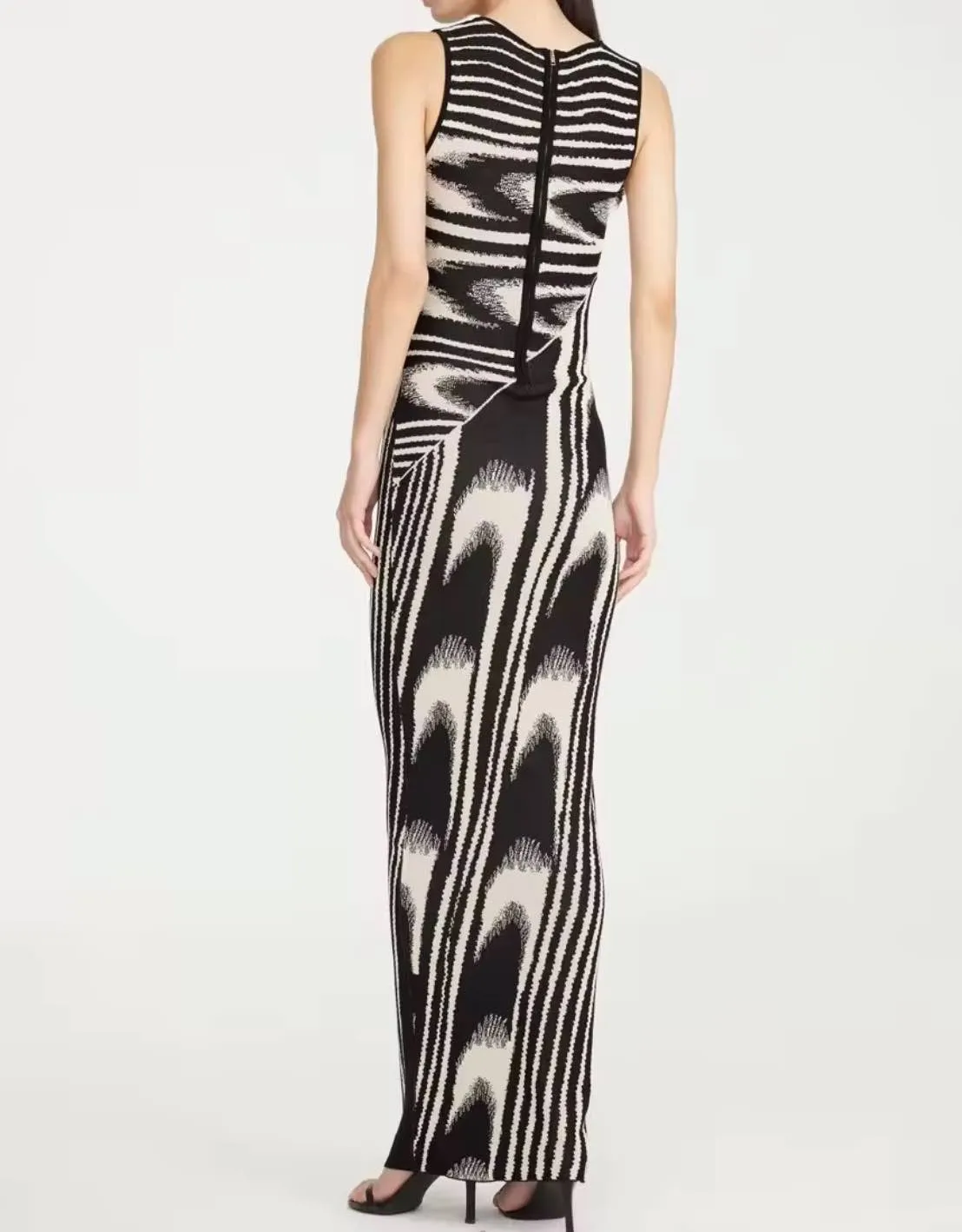 Abstract Pattern Knit Long Dress