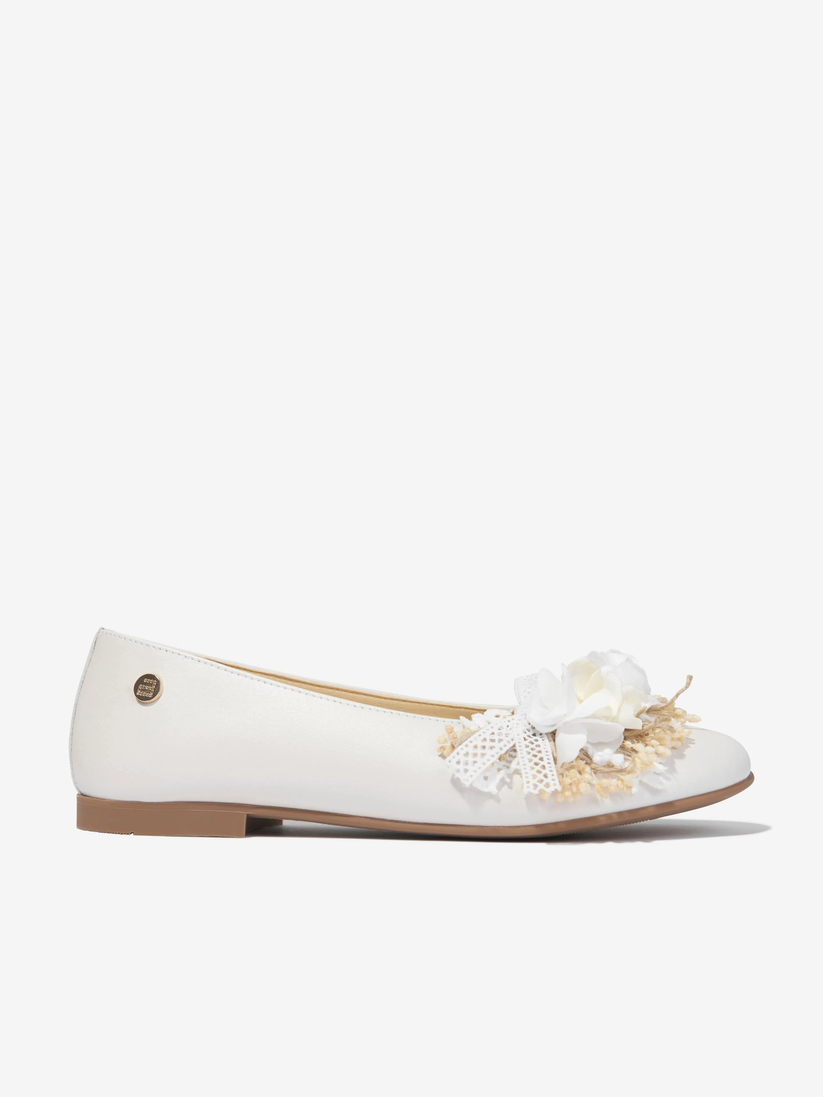 Andanines Girls Leather Flower Ballerina Pumps in Ivory