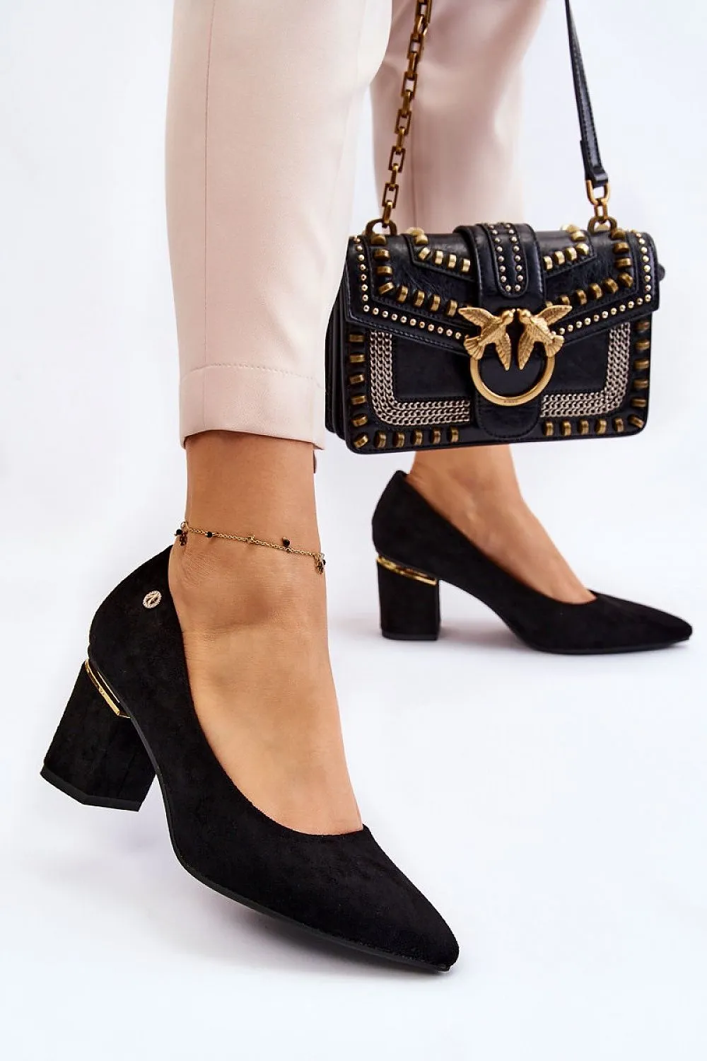 Block heel pumps Step in style