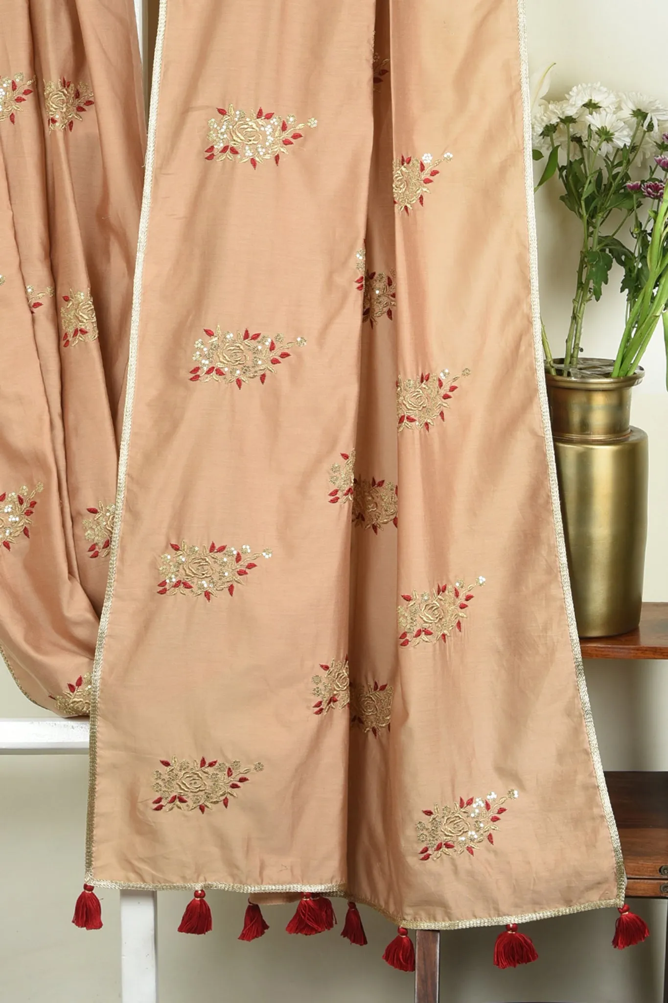 chanderi saree - champagne gold & gilded roses