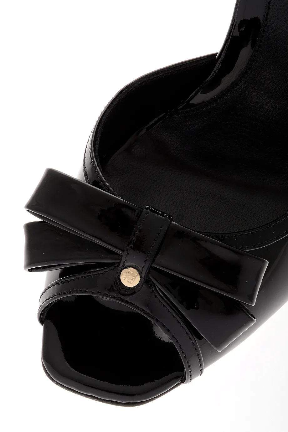 FENDI SPUNTATA Vernice Bow Peep Toe