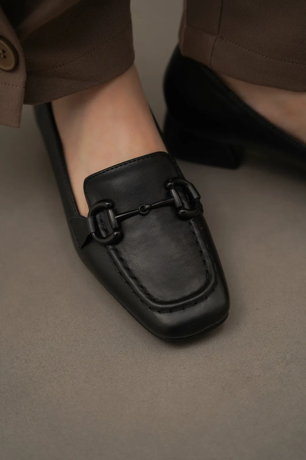 HEELED LOAFERS