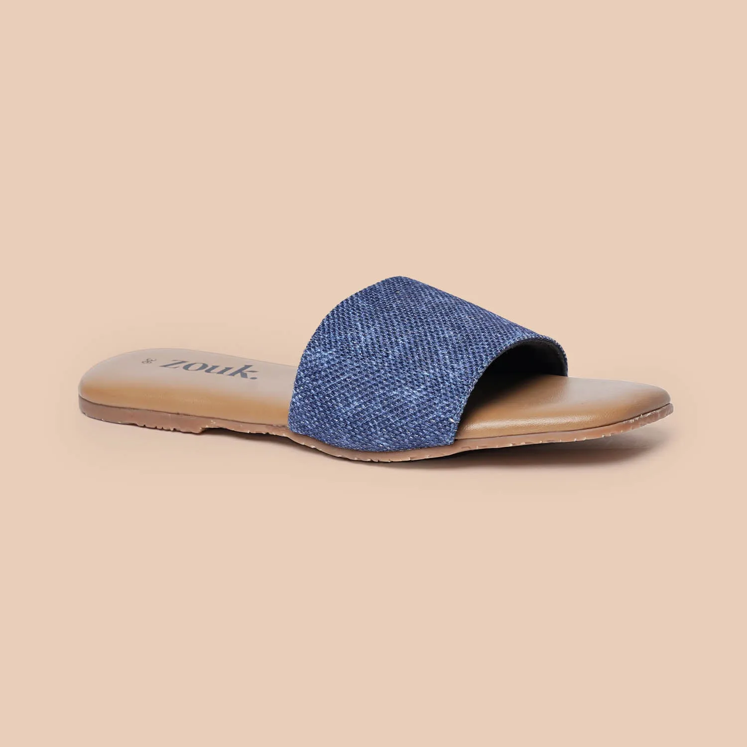 Kochi Marine Casual Flats