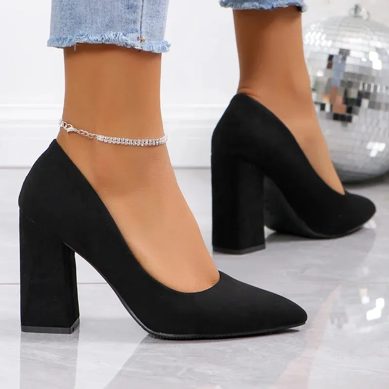 "Classic 9 cm Heel Pumps – Elegant Flock Design