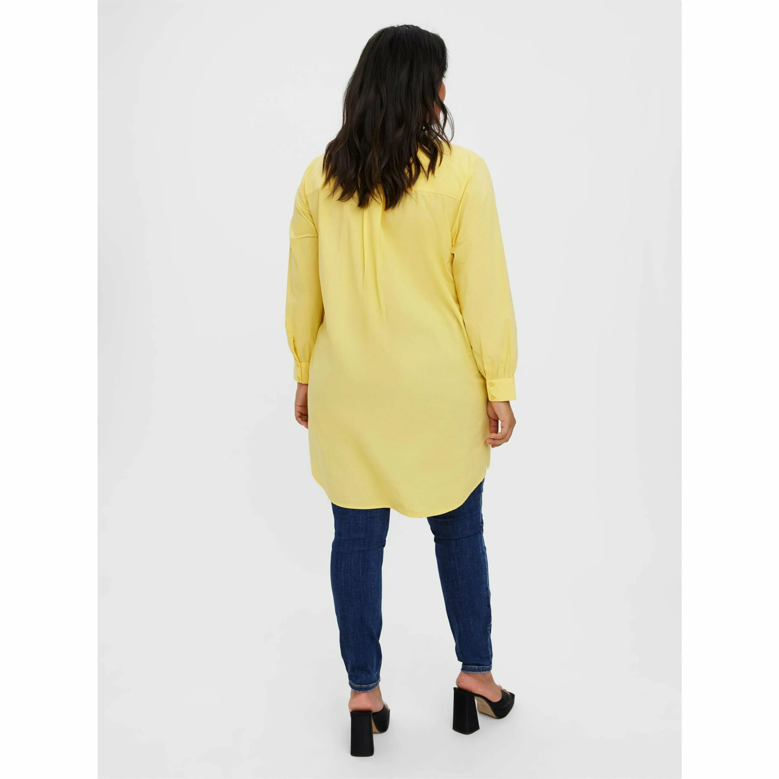 Vero Moda Curve Longline Shirt in Yellow