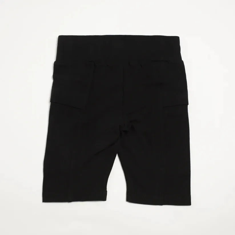 Versatile Black Biker Shorts for Active T1D Kids - Comfort & Style in Sizes 5-14Y