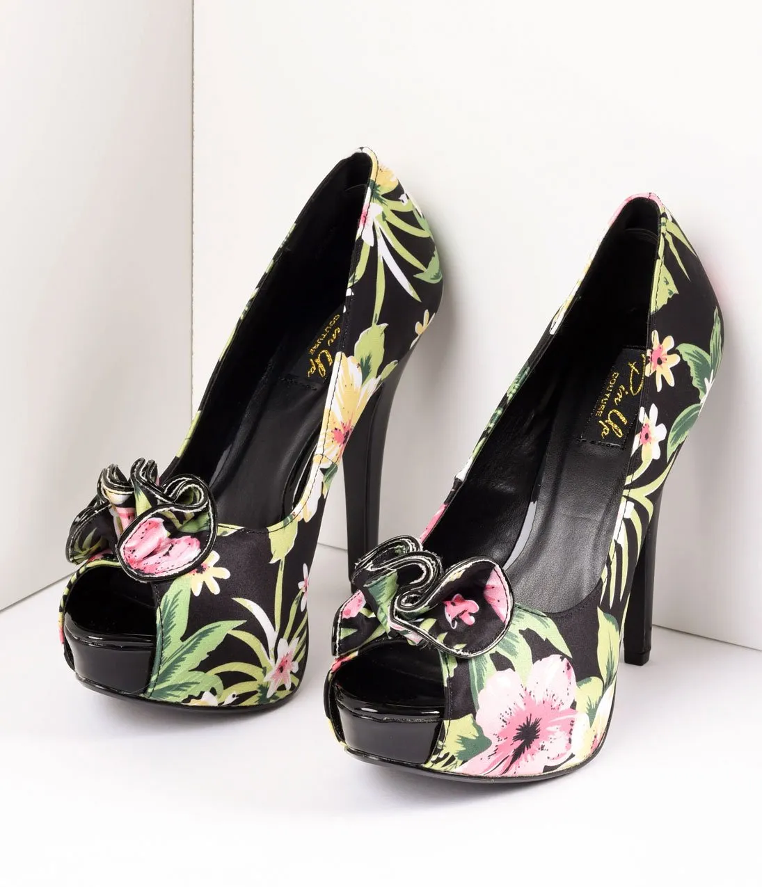 Vintage Style Black Tropical Print Peep Toe Platform Pumps